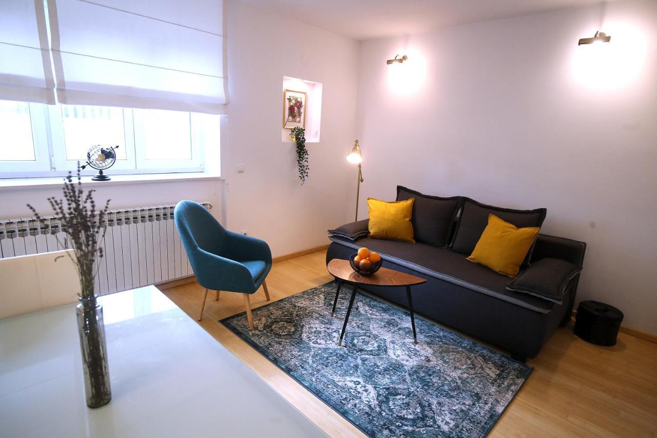 La Vie Est Belle Apartment Загреб Екстериор снимка