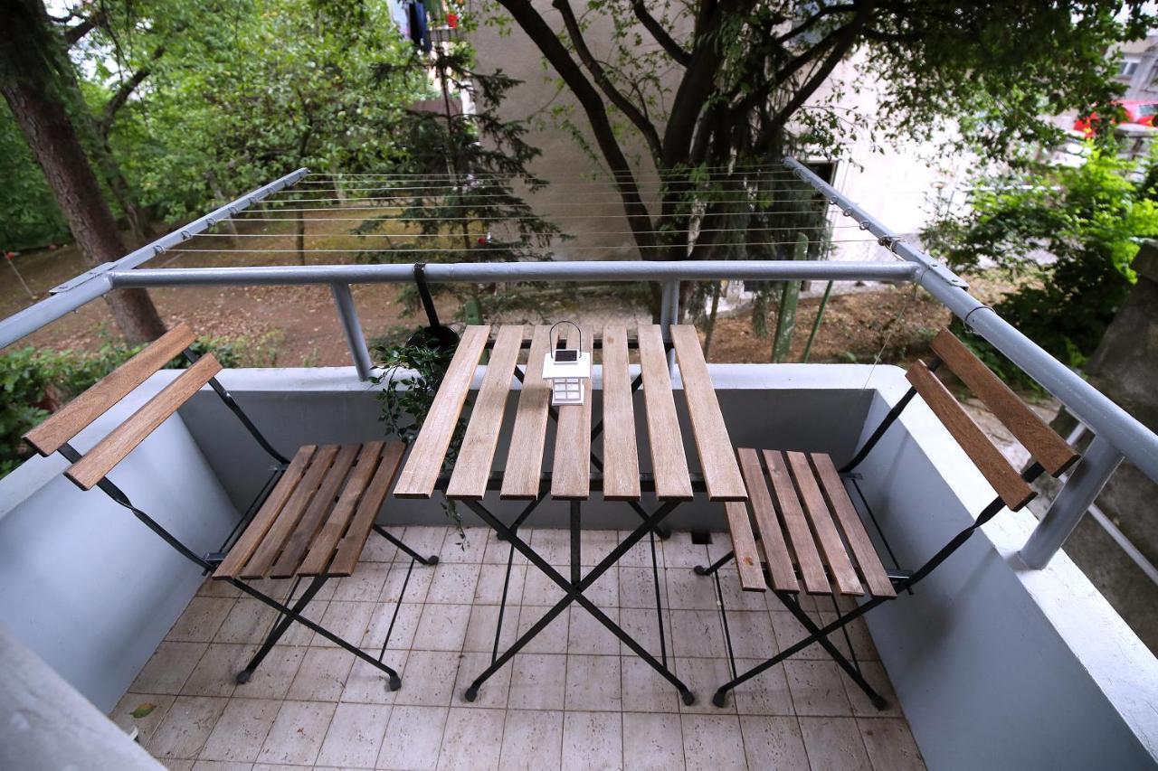 La Vie Est Belle Apartment Загреб Екстериор снимка